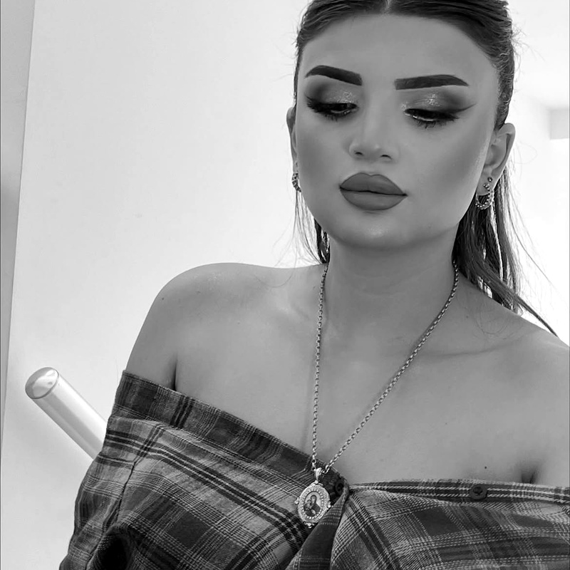 Aura Beauty Hairstyle & Makeup Transformation
